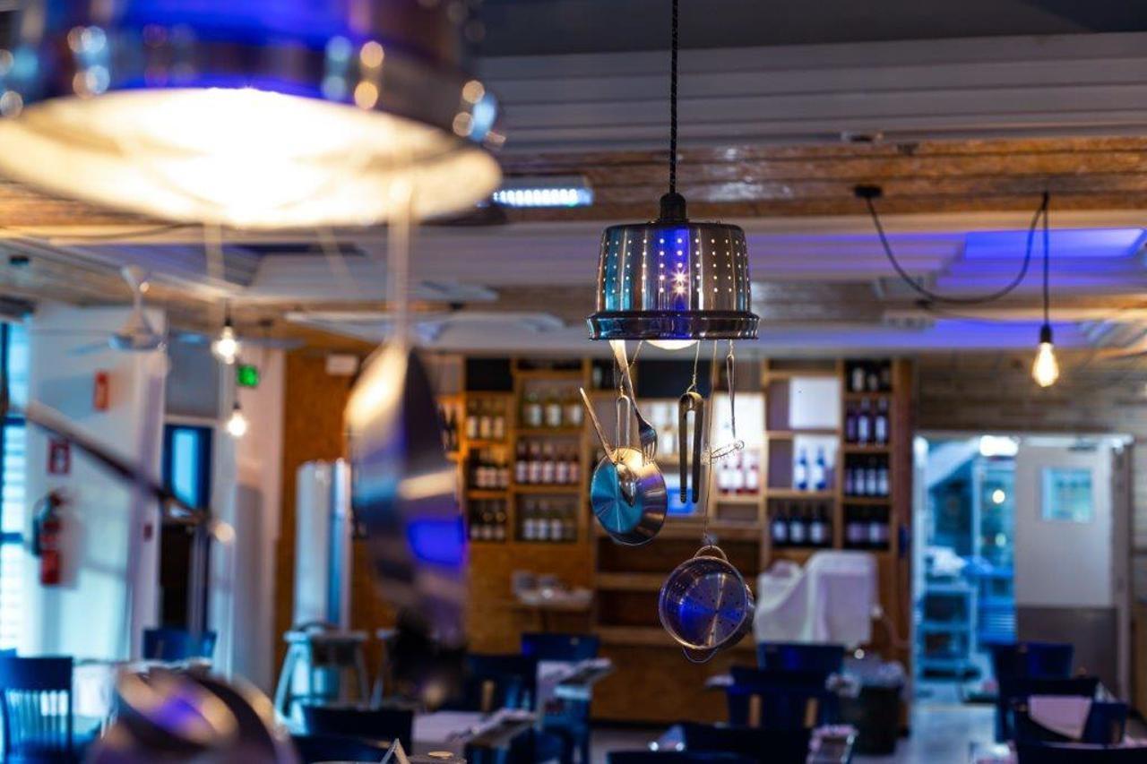 Nereus Hotel Paphos Ngoại thất bức ảnh