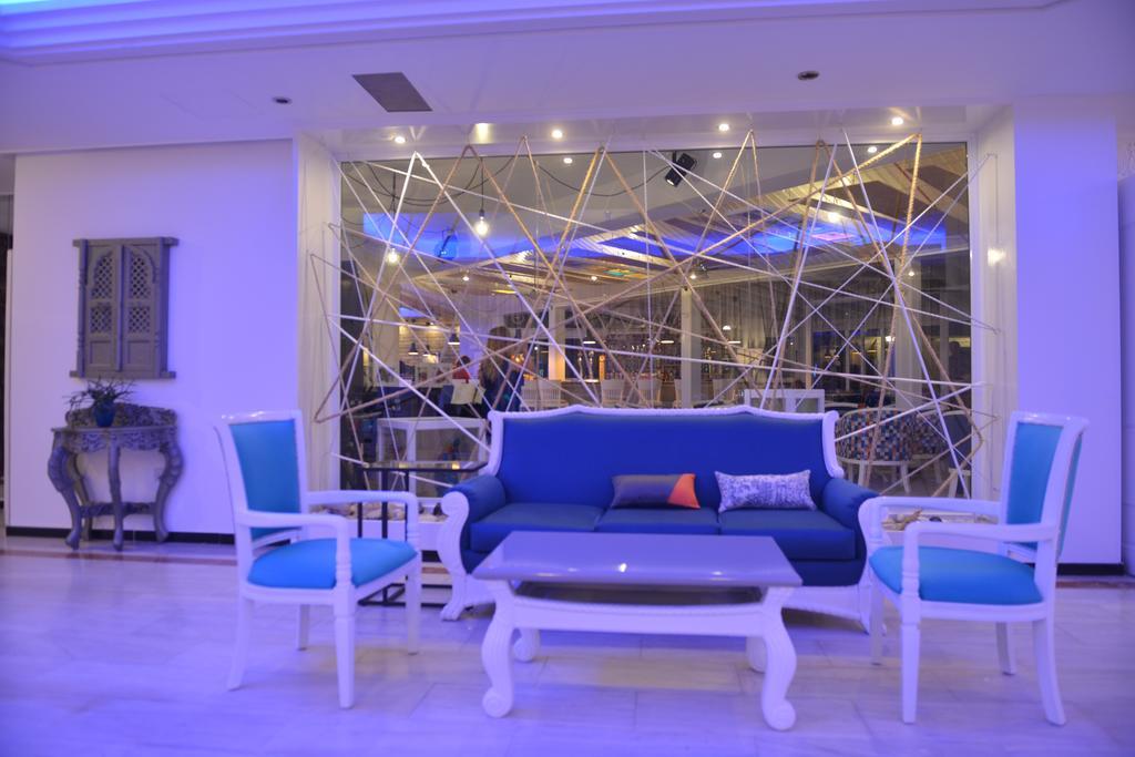 Nereus Hotel Paphos Ngoại thất bức ảnh